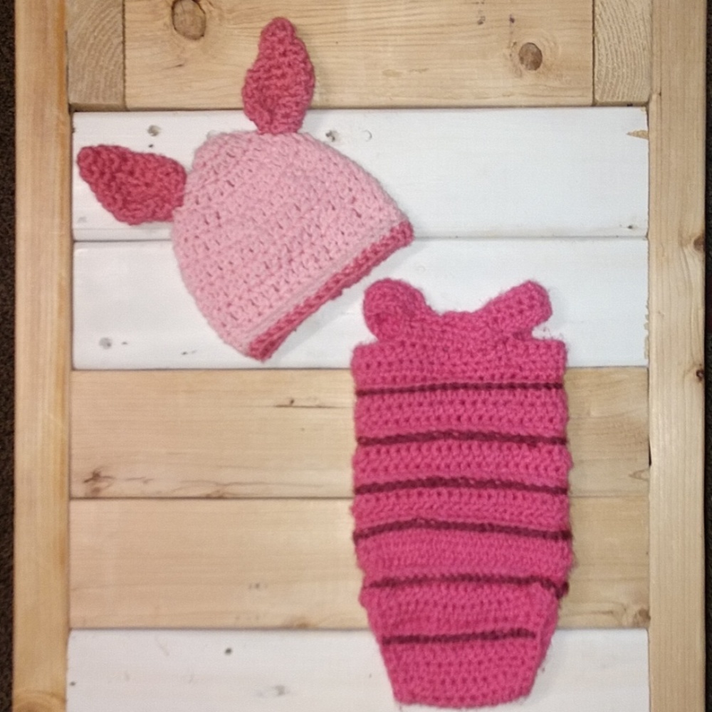 Infant handmade crochet piglet photo prop/costume